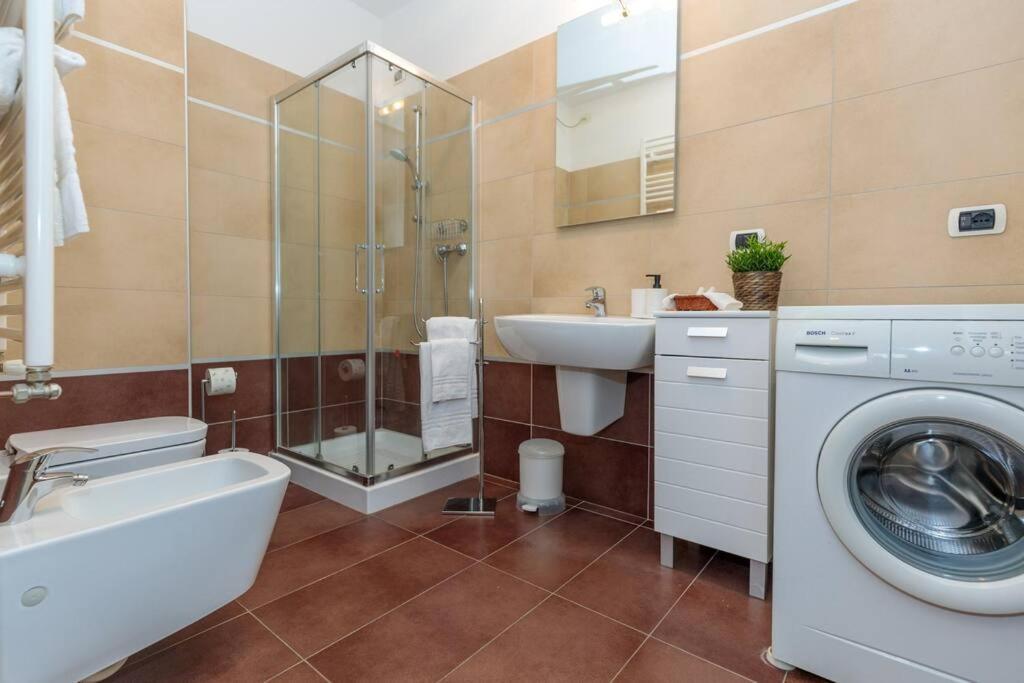 10 Min From Venice Free Garage Lovely Flat Mestre Exteriör bild