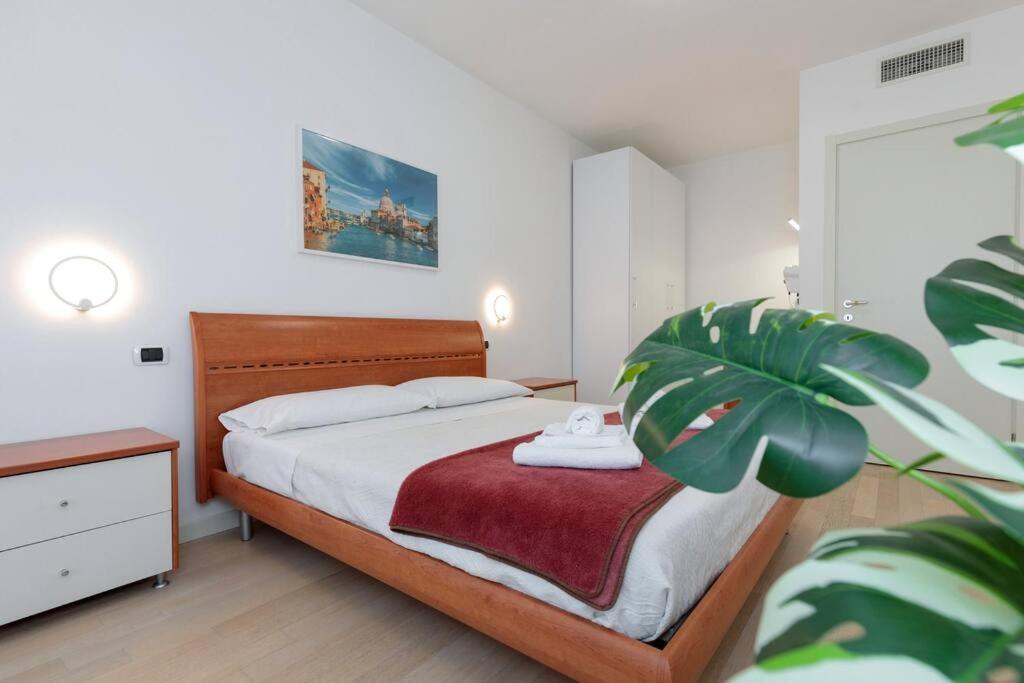 10 Min From Venice Free Garage Lovely Flat Mestre Exteriör bild