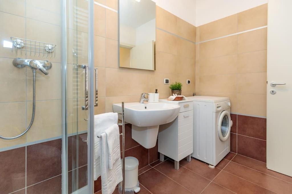10 Min From Venice Free Garage Lovely Flat Mestre Exteriör bild
