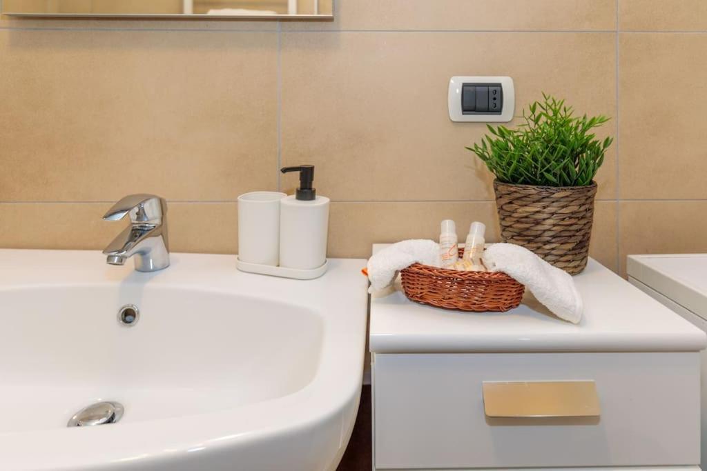 10 Min From Venice Free Garage Lovely Flat Mestre Exteriör bild